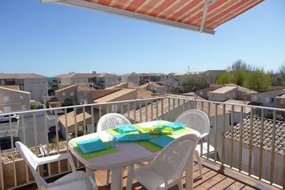 Image de Appartement cosy 2 pièces cabine, terrasse, Wifi, parking privé, proche plage à Marseillan