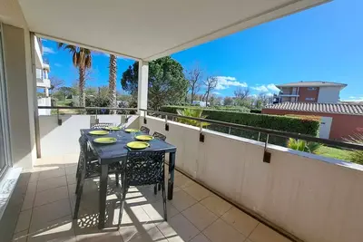 Image de Appartement T2 front de mer avec terrasse et parking privé