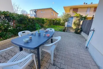 Image de Appartement T2 avec Grand Jardin, Terrasse et Parking - 4 Couchages Ă Marseillan Plage