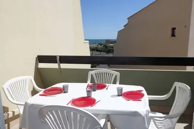 Image de Appartement 2 pièces 6 couchages, terrasse, parking privé, sud