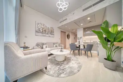 Image de Serene 1br Apartment in Azizi Riviera 27, Al Merkadh by Deluxe Holiday Homes