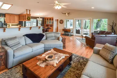 Image de Big Brook Hideaway - Game Room