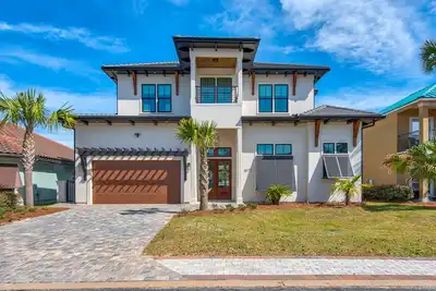 Image de 🌊Brand New Destiny West Home-Private Pool-Fab Outdoor Kitchen-4br Casa Mar🌊