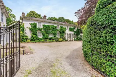 Image de Llwynhelig House - Uk46395