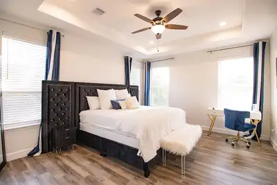 Image de 3 bed, 3. 5 bath located 10mins downtown Houston, 15mins to galleria mall.