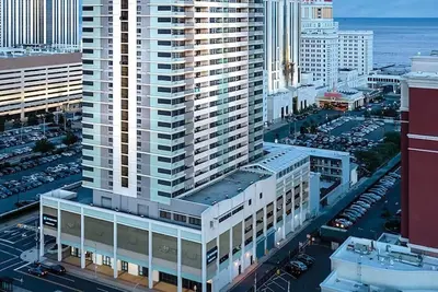 Image de Whydham Skyline Tower 2 Br in Ac