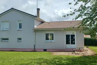 Image de La Maison du Lac - Montceau Les Mines