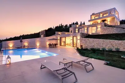 Image de Villa 'Nemesis' avec vue sur la mer, Wi-Fi et climatisation