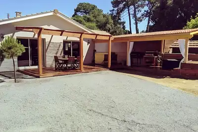 Maison de vacances 'La Cigale Et La Fourmi' avec piscine privée, terrasse privée et Wi-Fi