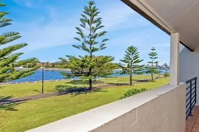 Image de Beautifully 3 bedroom property overlooking Newcastle Harbour