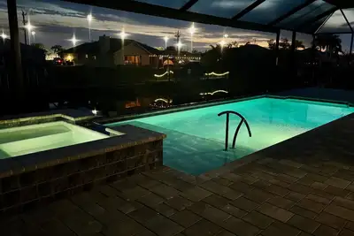 Image de Villa Panache-Wow! New, Gulf Access, Spa, Putting Green, WiFi, Sonos music