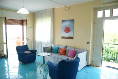 Image de Villa Panoramique avec Piscine pour 8 Personnes dans le Cilento