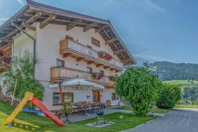 Image de Appartement spacieux au bord des pistes de ski