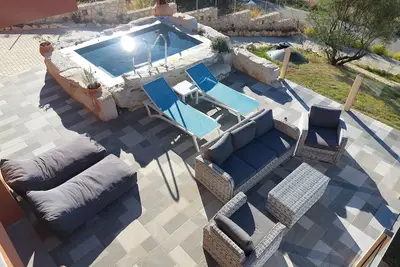 Image de Villa Averto\nFamily sized villa with style, elegance and stunning seaviews!