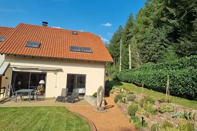Image de Meublé de tourisme en pleine nature, au départ des sentiers de marche et de Vtt