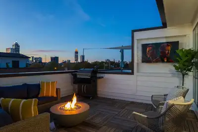 Image de Urban Oasis: Luxurious 3br/3. 5ba Townhome with Rooftop Views