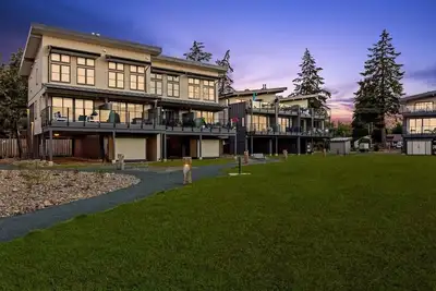 Image de Ocean View Town House #4 at The Beach House!