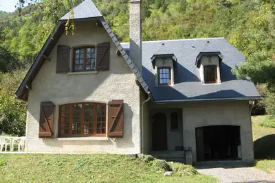 Image de Chalet vue montagne, cuisine équipée, wifi, garage, parking, chauffage compris