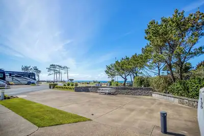 Image de Dog Friendly, Available with 50amp, 30amp, Water and Sewer hook up's, WiFi