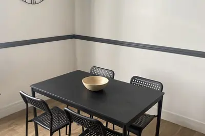Image de Appartement centre ville 1 chambre, cuisine aménagée