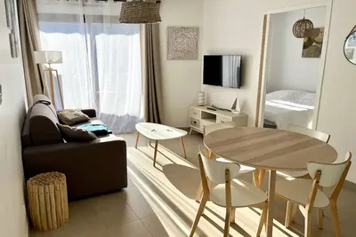 Image de Voyage en Mer : Appartement climatisé neuf 4 personnes à 100 m de la mer