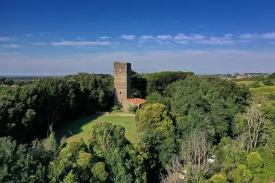 Image de Cornacchie Tower