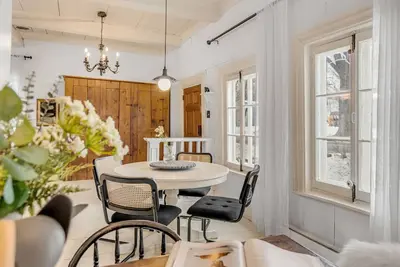 Initial | La petite école | Île d'Orléans