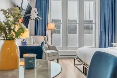 Initial | Simplicity | Québec