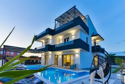 Maison de vacances dans Bibinje avec vue mer, Balcon, Climatisation, Wifi (5201-1)