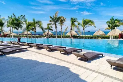Image de Hermoso apartamento totalmente equipado con balcon y vista al mar.
