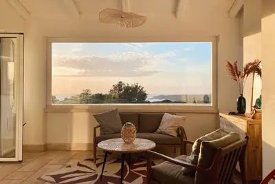 Image de Villa avec vue sur mer et plage Ă pied