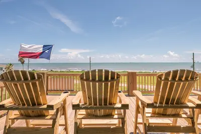 Image de 2nd Row | Seaviews | 2 Kitchens | Small Dogs Ok
