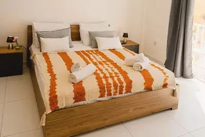 Image de Charming 1bdr Apartment Near Sea! Great Location!