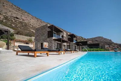 Image de Sea View 5 bdr Villa with a heated pool - hamam & access to private beach