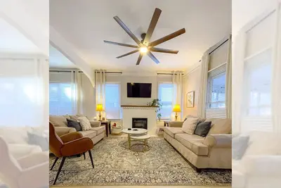 Image de Sweet Magnolia, 3Br/2. 5Ba, Downtown Historic Charm w/ all the comforts!
