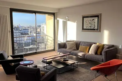 Image de Appartement design au centre de Paris avec une vue époustouflante!