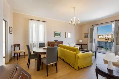 Image de Balconcino sul Rivellino by BarbarHouse