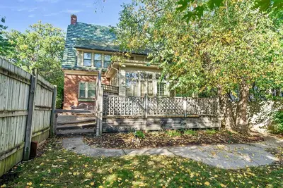 Image de Cozy Home in Historic Westwood Neighborhood