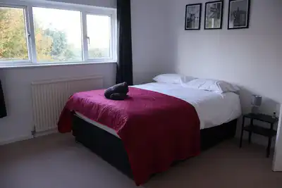 Image de 4 bedroom cosy home in solihull
