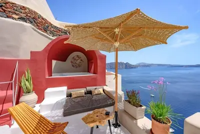 Image de Stunning Santorini Villa | 1 Bedroom | Villa Indiana | Private Heated Plunge Pool & Amazing Caldera Sea Views | Oia