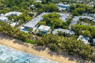 Image de Belle Escapes Drift Beachfront Resort Pool View Suite 4106