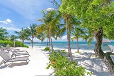 Image de Stunning views of Cancun, private beach, w/resort style pool and hot tub