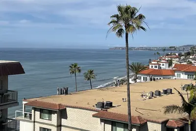 Image de Ocean Views, Sunsets and Beyond