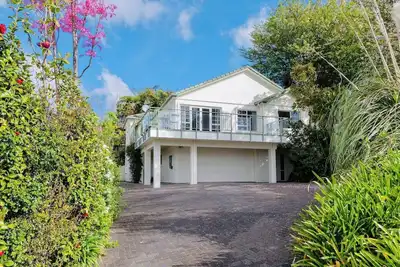 Image de Lakeview Mountain-view 3br Home close to Rotorua Centre