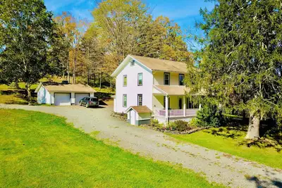 Image de Lake House ~ Outdoor ~ Escape