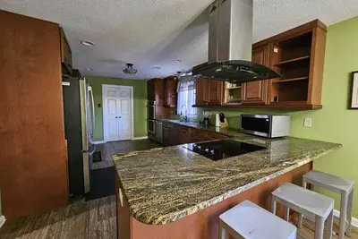 Image de 6 Br-Charming & Comfort in Memphis