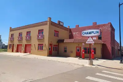 Image de 1921 Champlin Gas Station