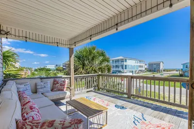 Image de Summer Flash Sale 10% Off-Ocean Views from Front Deck and Gorgeous Intracoastal Views from Back Deck