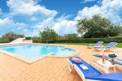 Image de Escapade sereine en Algarve avec piscine