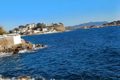 Image de studio classé 3***, proximité immédiate de la mer, centre ville et port à pied